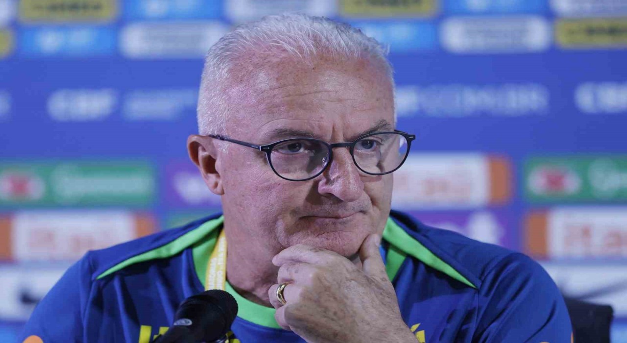 Brezilya Milli Takımında Teknik Direktör Dorival Junior ile yollar ayrıldı