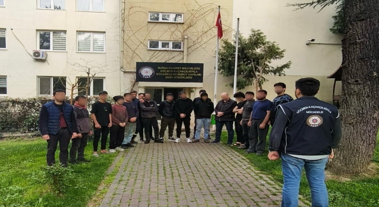 Bursada kaçak göçmenleri çalıştırdığı tespit edilen 2 şüpheli yakalandı