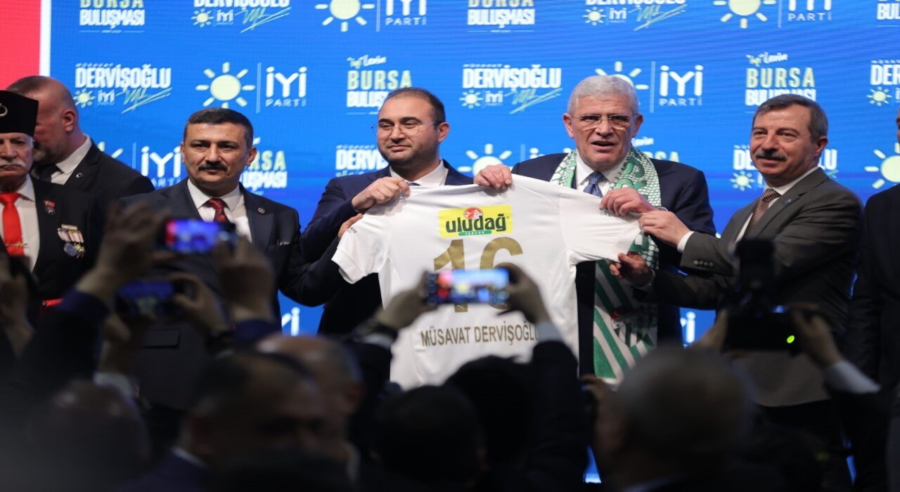 Bursaspor Başkanı Enes Çelik: Taraftarlarımız gereken cevabı verecektir