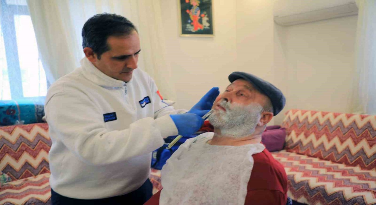 Büyükşehir Bayram tıraşı ile evlere misafir oluyor