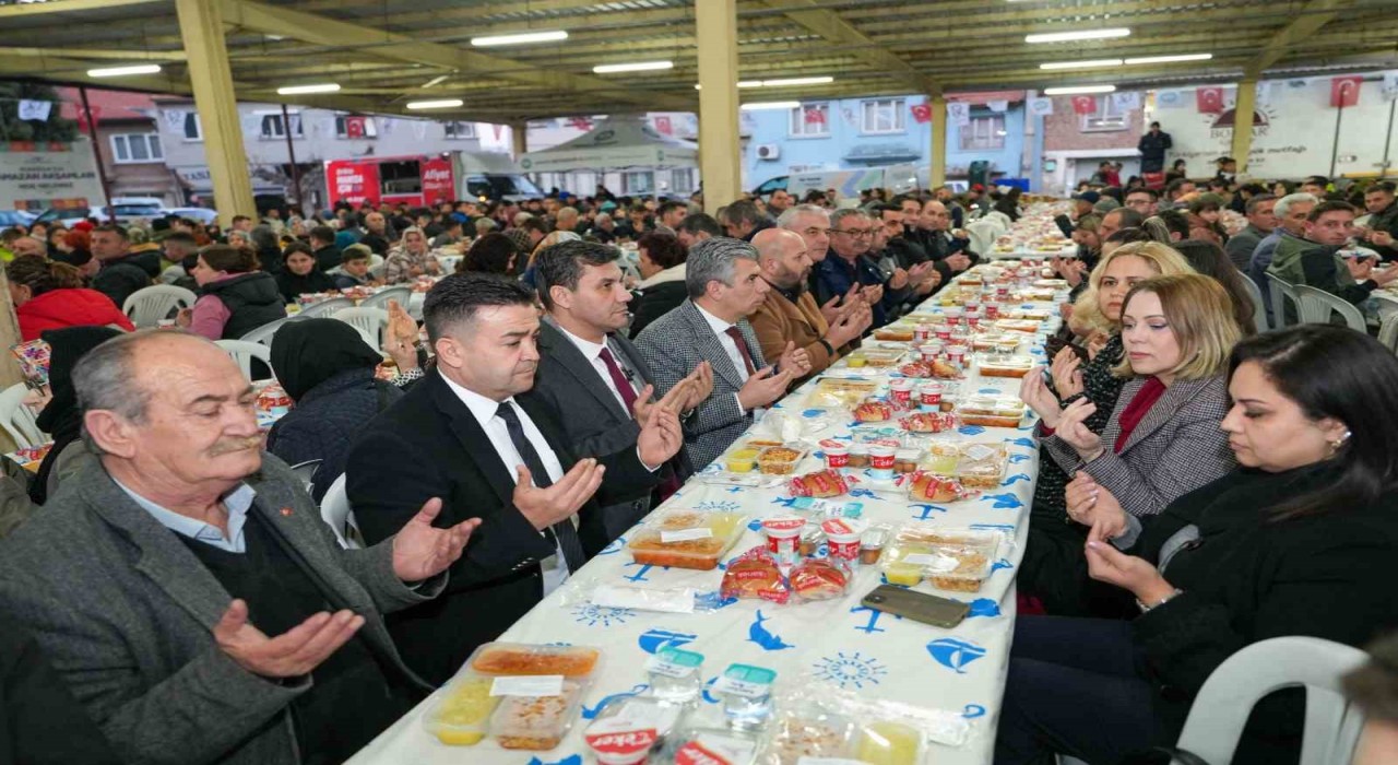 Büyükşehir Belediyesinden Kırkağaçta iftar sofrası