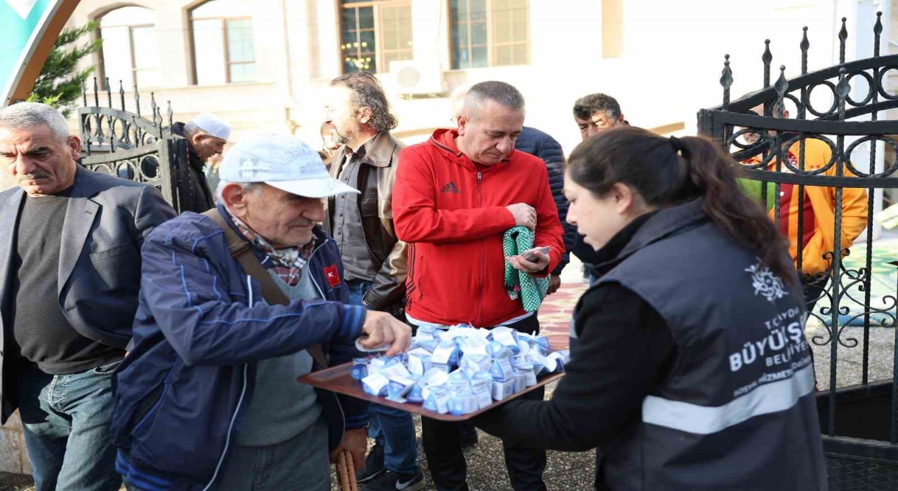 Büyükşehirden lokumlu bayramlaşma