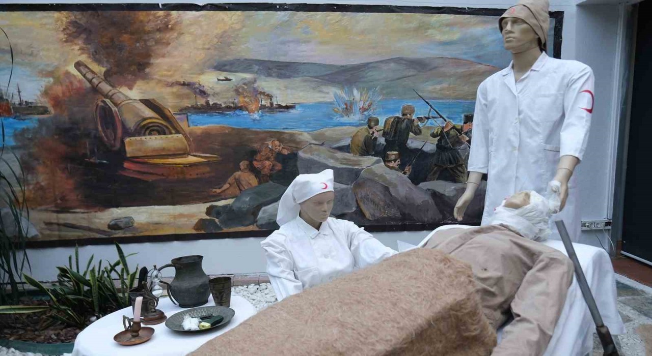 Çanakkale İçinde Vurdular Beni sergisi sanatseverlerle buluştu