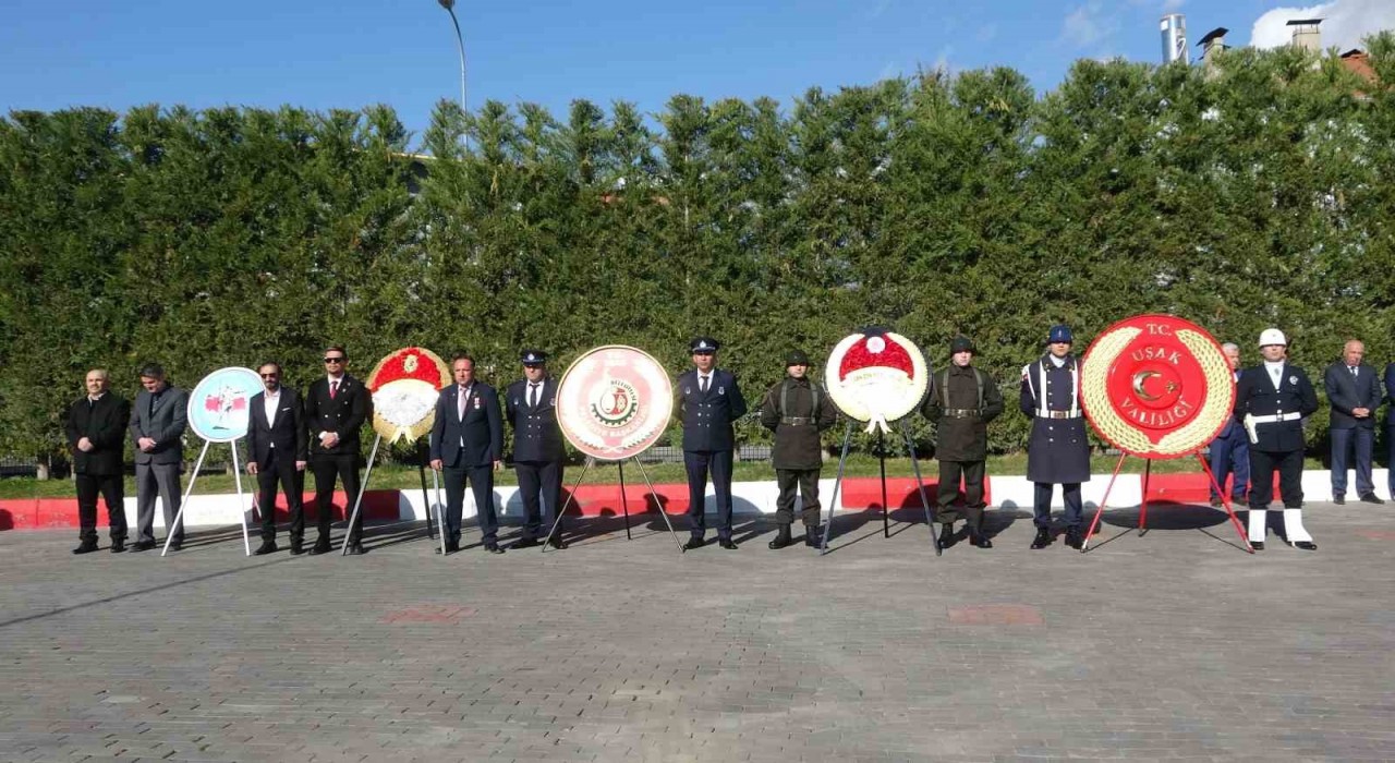 Çanakkale şehitleri Uşakta törenle anıldı