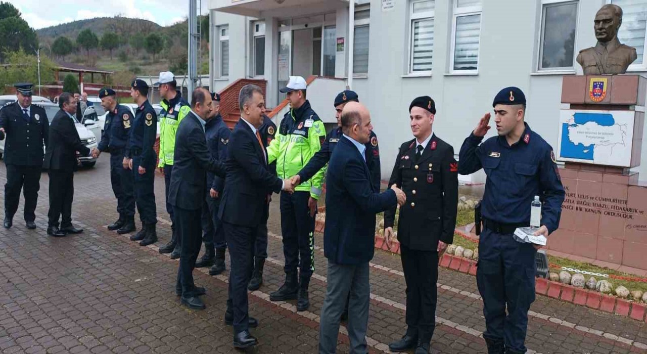 Çanda bayramlaşma töreni gerçekleştirildi