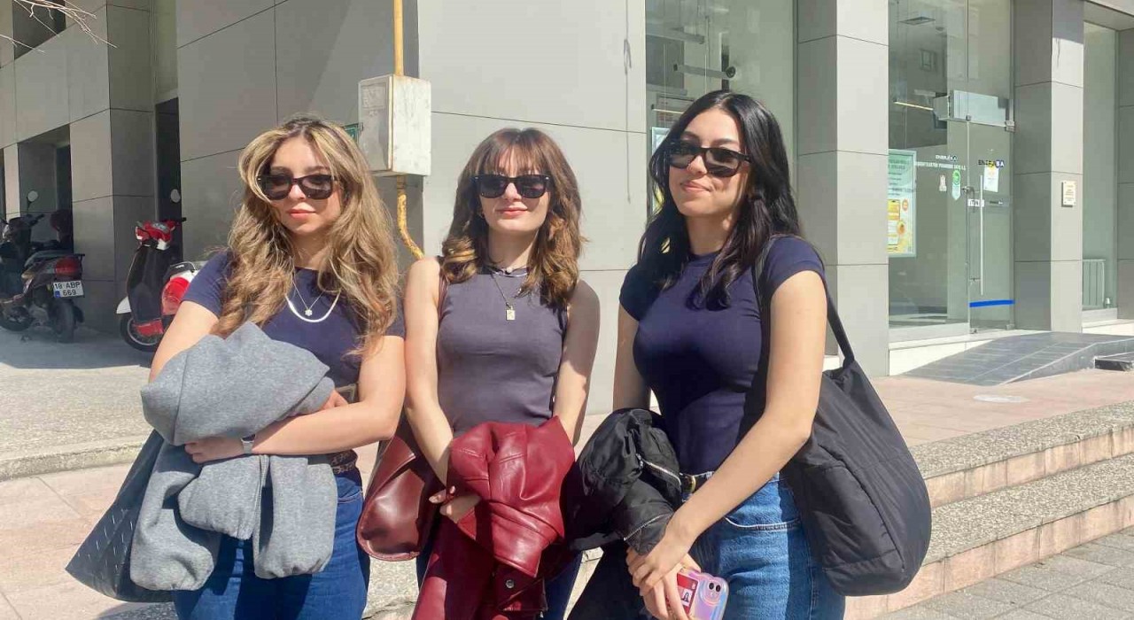 Çankırıda Mart ayında yazlıkları dolaptan çıkartan sıcaklık