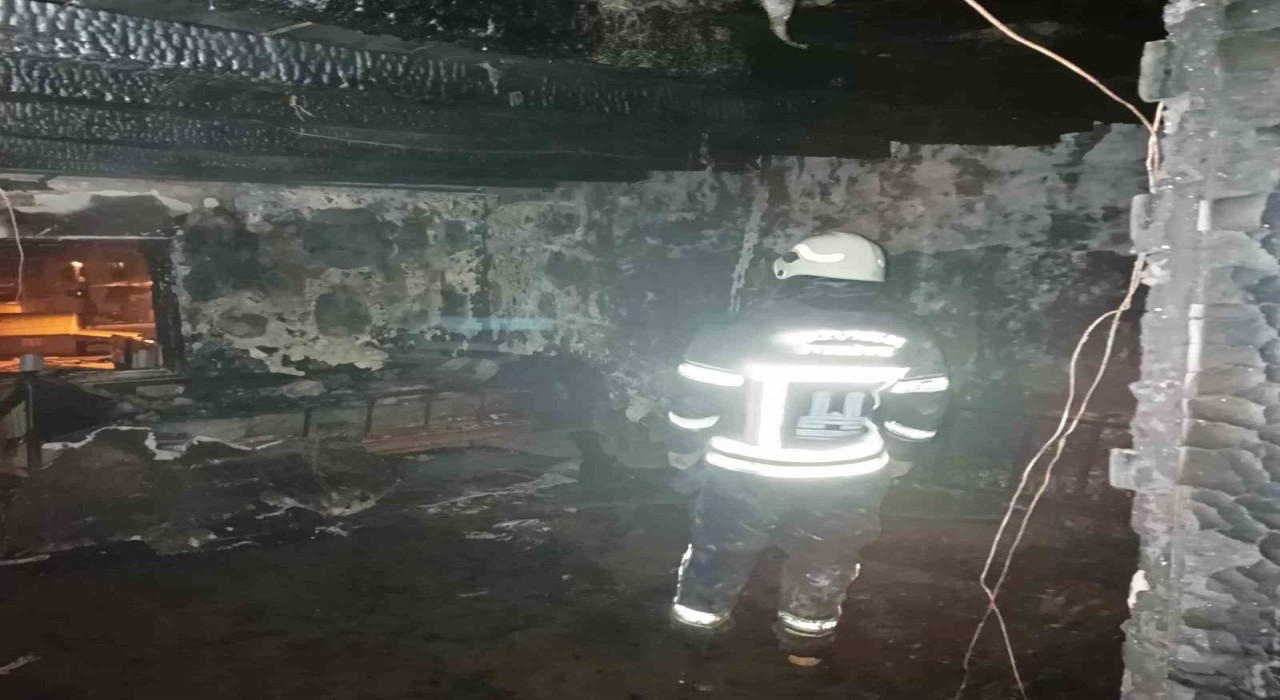 Erzurum’da Yangın: Evde Mahsur Kalan Hasta Öldü