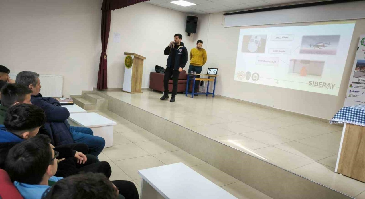 Çaycumada lise öğrencilerine Siber Güvenlik farkındalık semineri