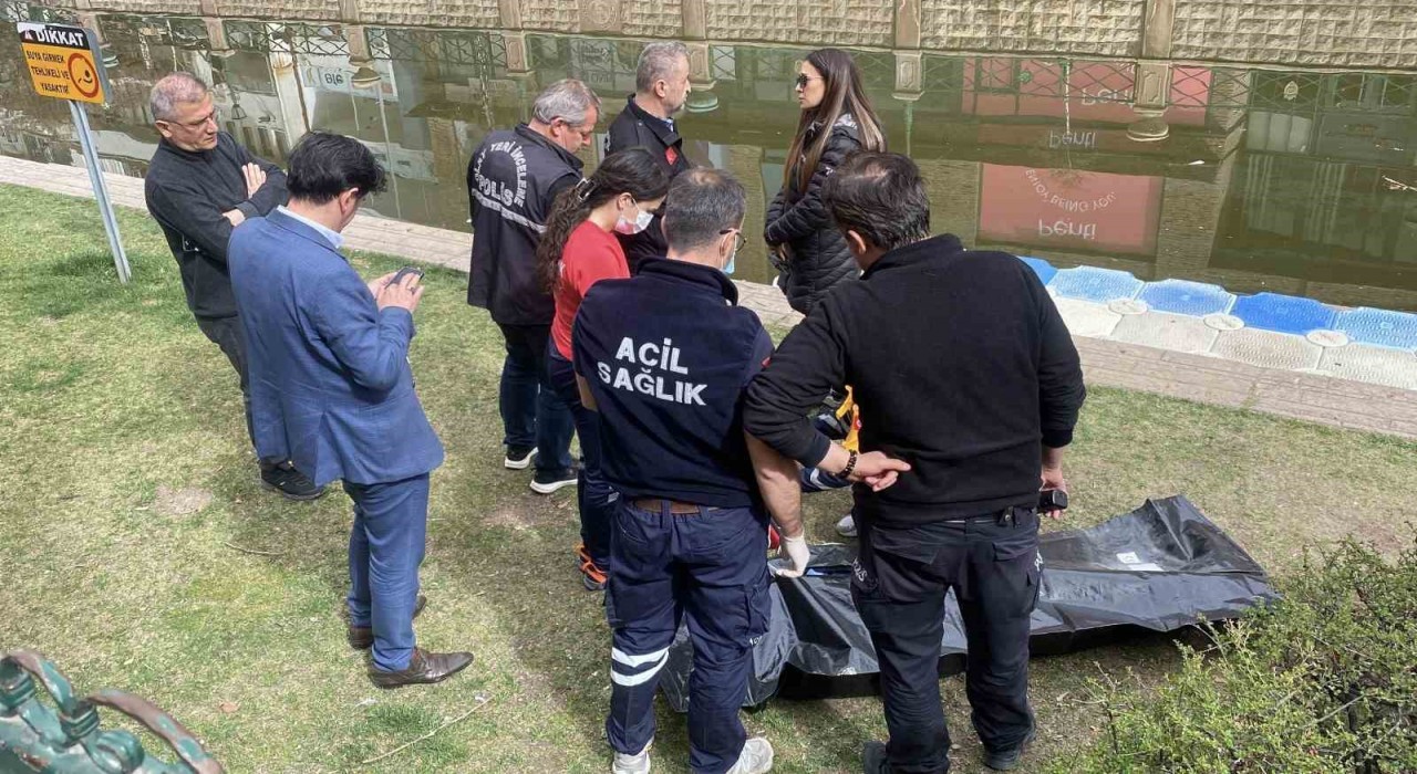 Cesedi bulunan yaşlı kadının sanatçı Mithat Körlerin ablası olduğu ortaya çıktı