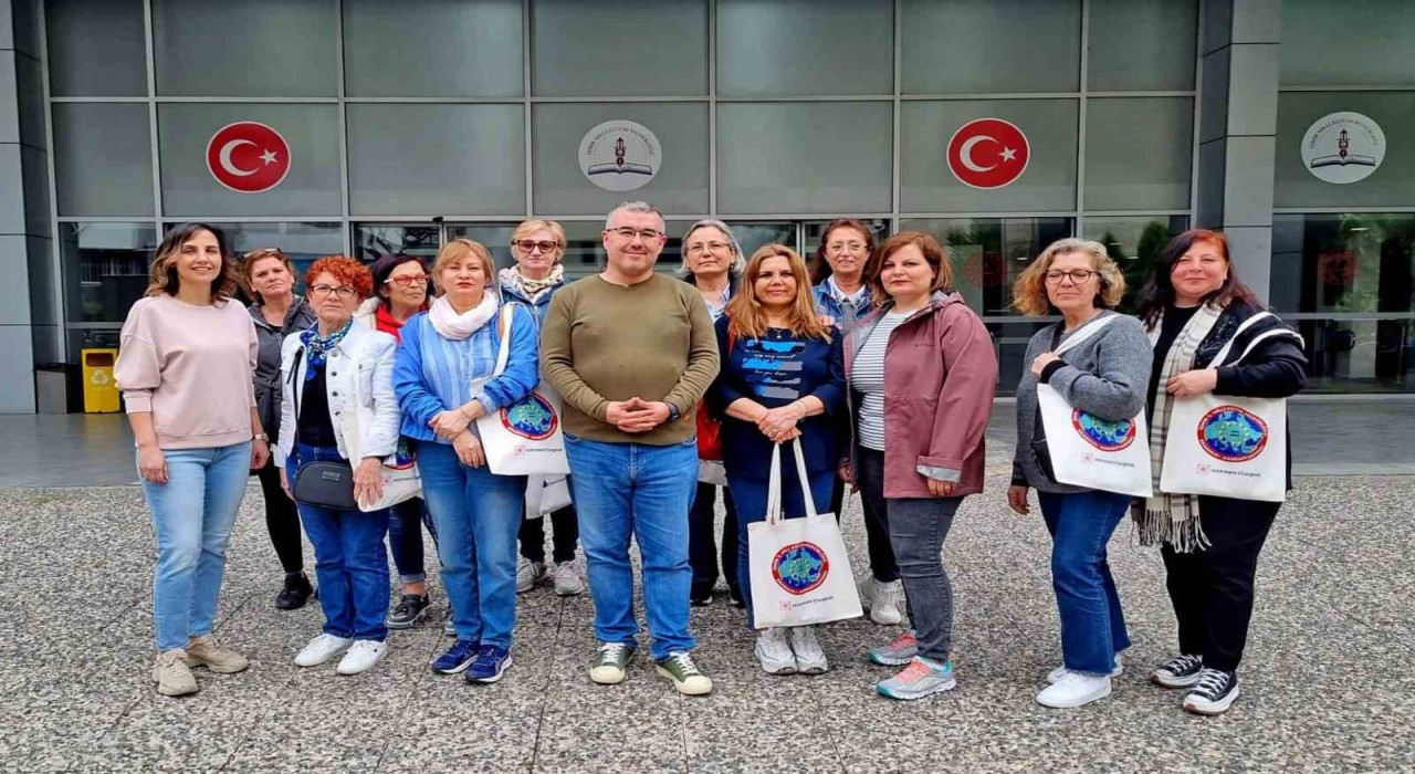 Çeşme Halk Eğitimi Merkezi kursiyerleri Romaya gidiyor
