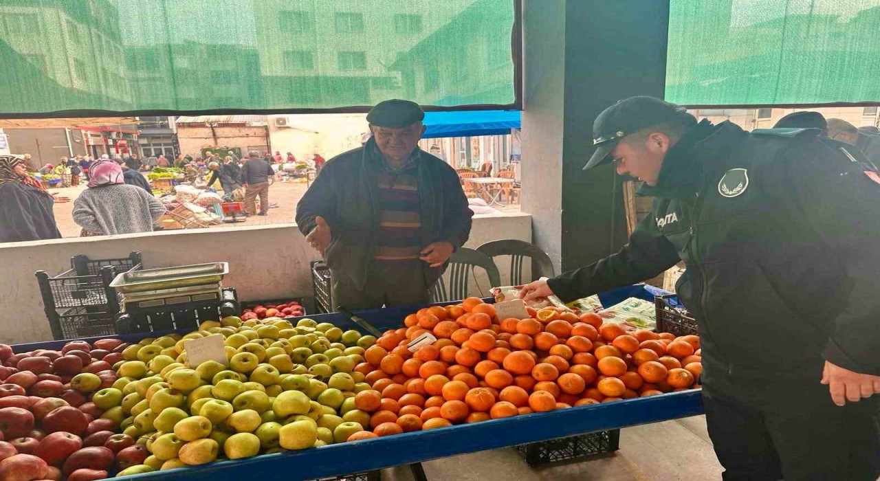 Çinede zabıta ekipleri semt pazarlarında denetimlerini sürdürüyor