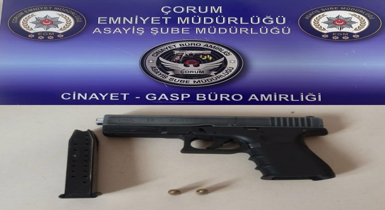 Çorumda asayiş operasyonları: silah, uyuşturucu ve aranan şahıslar ele geçirildi