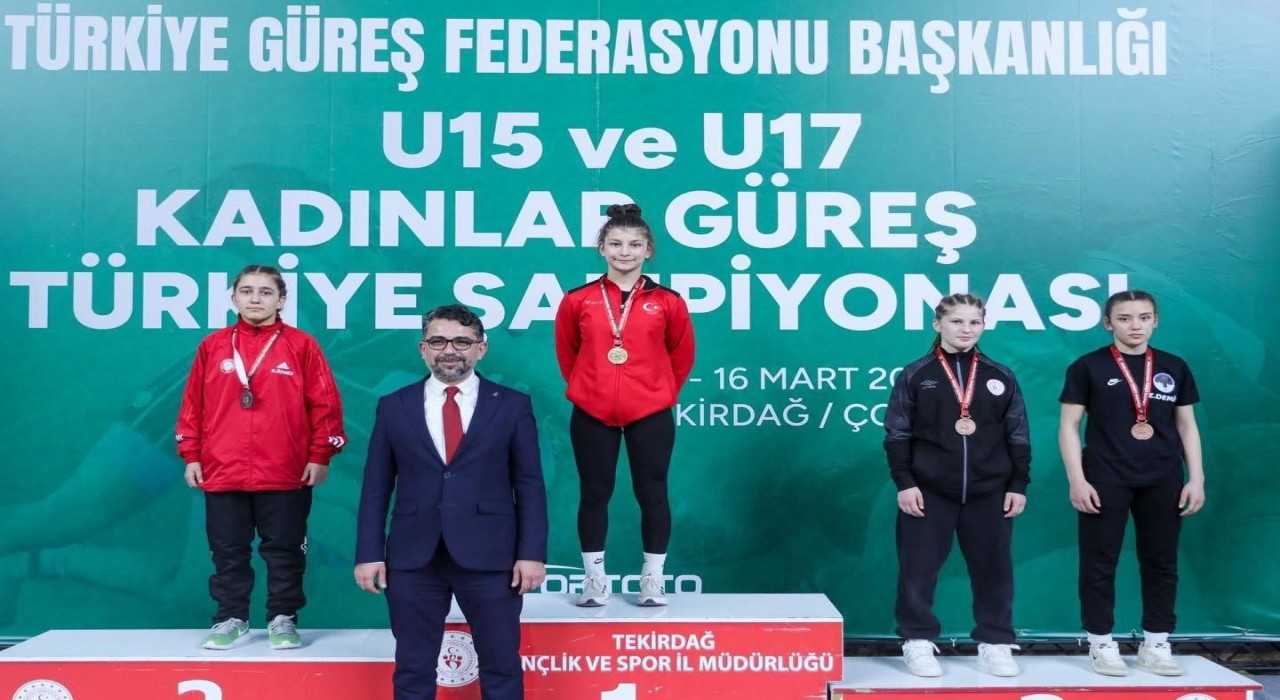 Çorumlu genç güreşçi Türkiye Şampiyonasında 2nci oldu