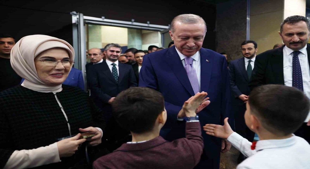 Cumhurbaşkanı Erdoğan: Türkiye Yüzyılı inşallah siz çocuklarımızın da yüzyılı olacak
