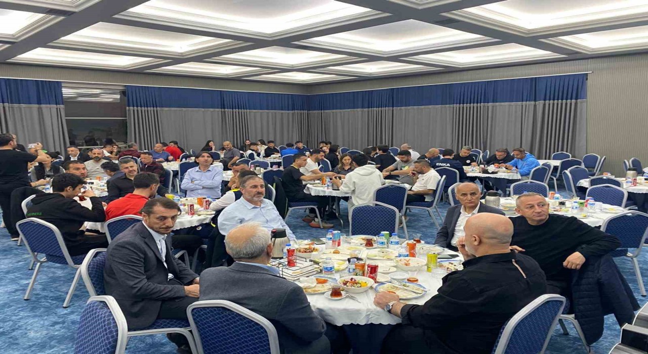 Darıcada şampiyona öncesi iftar