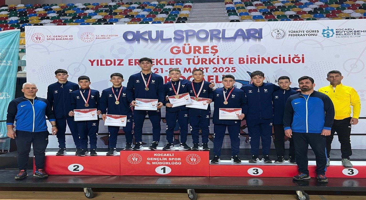 Denizlili güreşçilerden Türkiye Şampiyonluğu