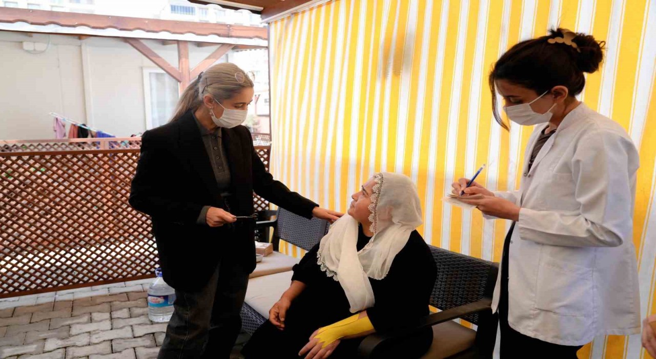 Dezavantajlı depremzedelerin ağız ve diş sağlığı taraması yapıldı