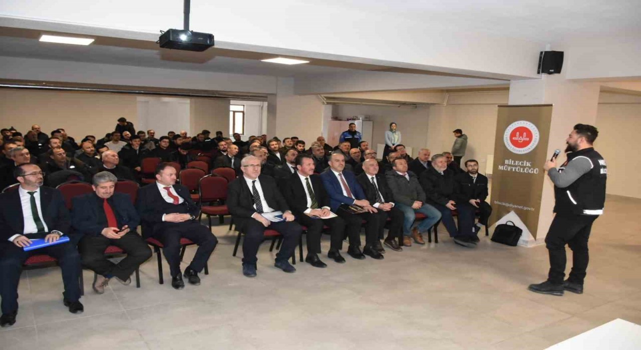 Din görevlilerine ‘Bağımlılıkla Mücadele konulu sunum yapıldı