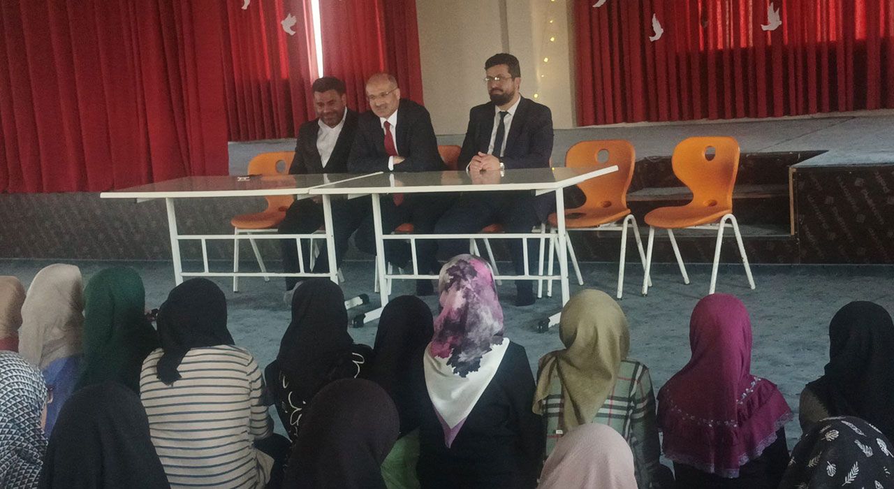 Diyanet Vaizi Hamdi Karanfil Osmaniye’de Hafızlık Kurslarını ve Camileri Ziyaret Etti
