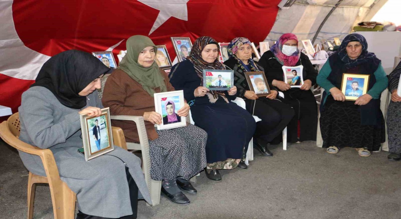 Diyarbakır annelerinin evlat nöbeti devam ediyor