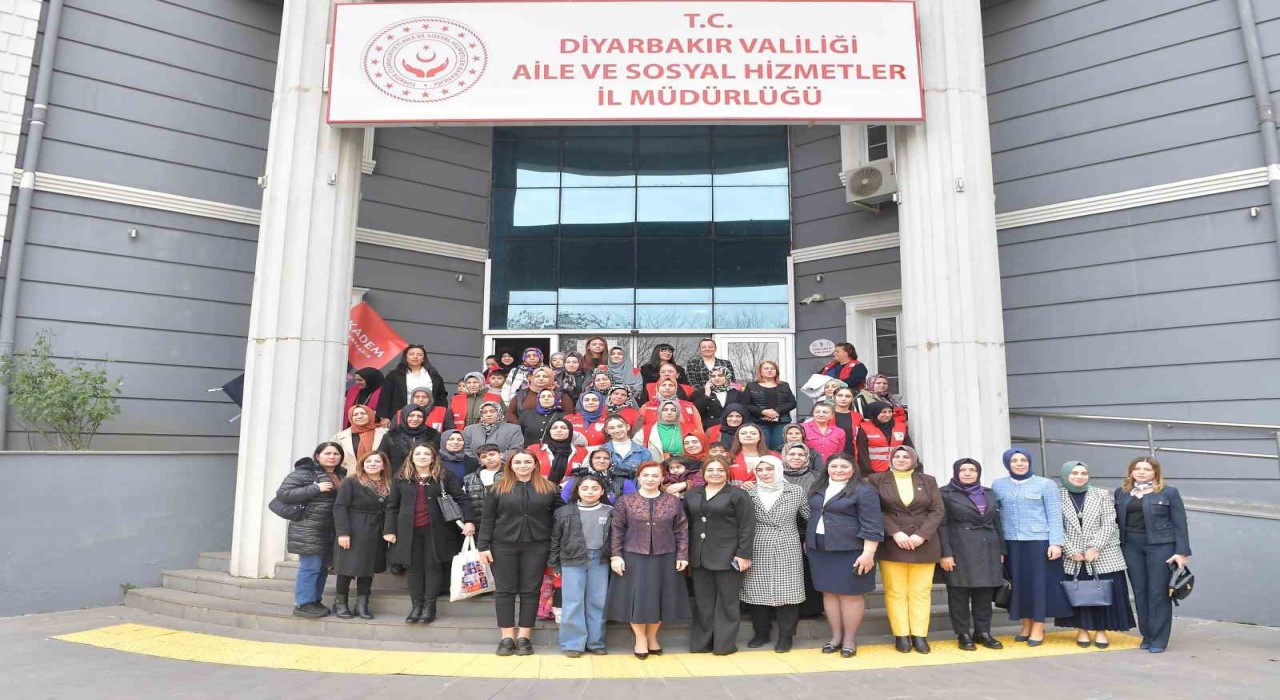 Diyarbakırda 8 Mart Dünya Kadınlar Günü etkinliği