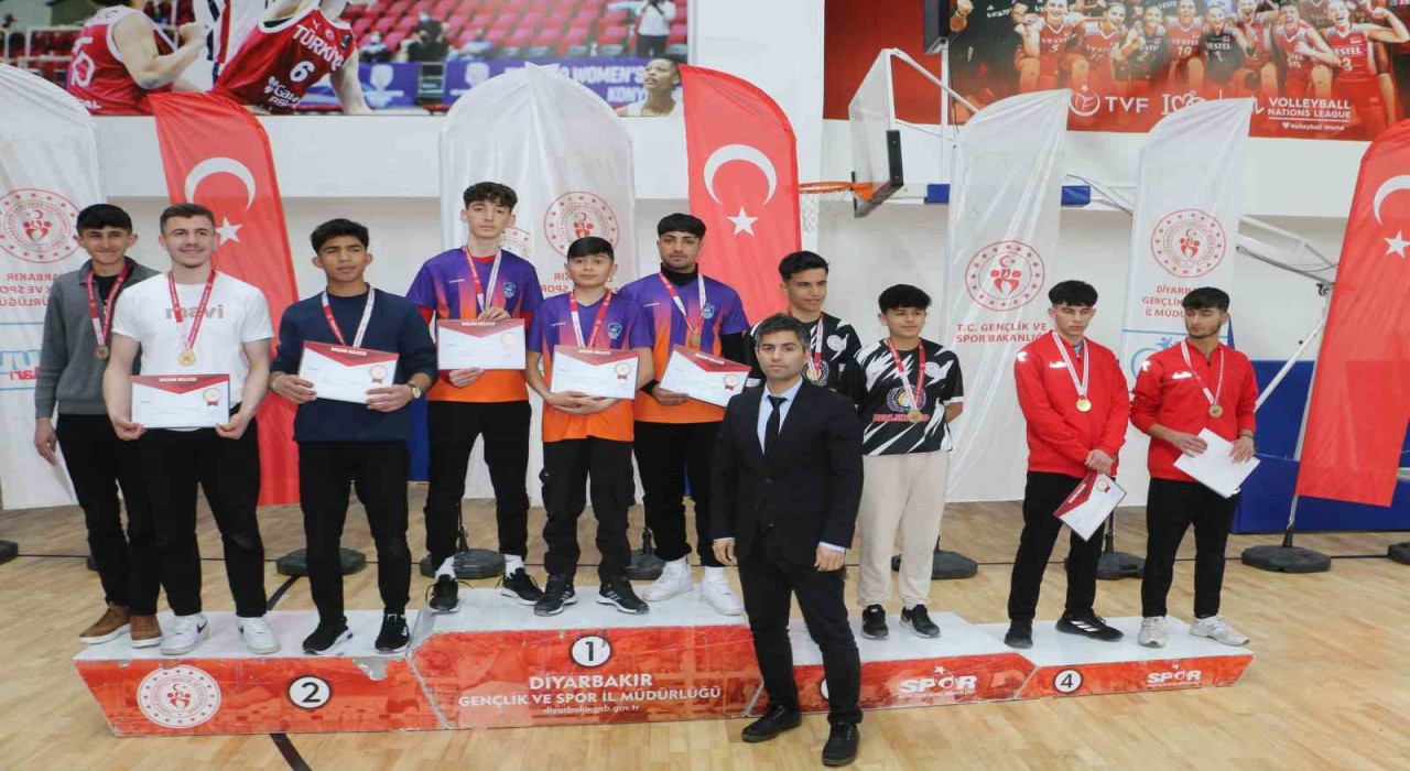 Diyarbakırda ‘Floor Curling turnuvasının finali yapıldı