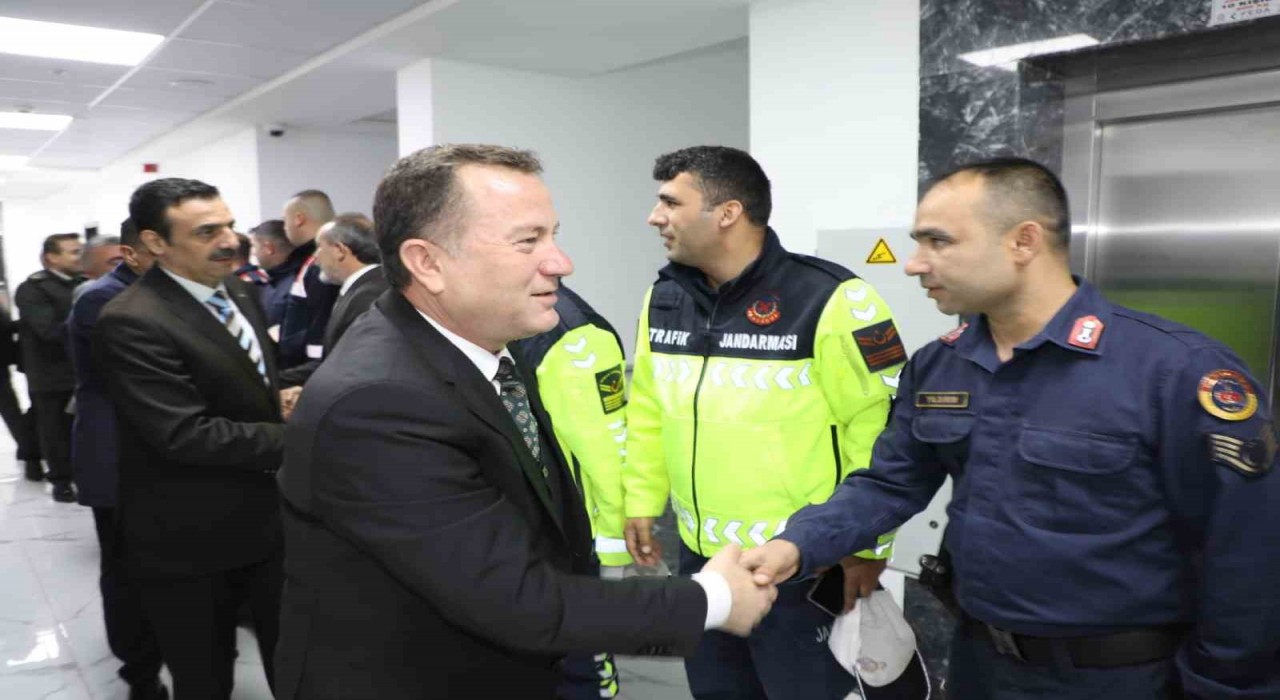 Doğan bayramlaşma programına katıldı