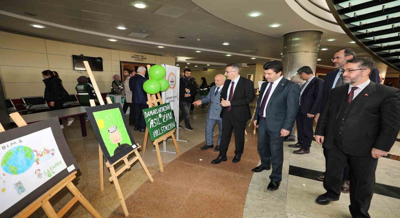 Dünya Şampiyonları Yeşilay Haftası için Sakaryadaydı