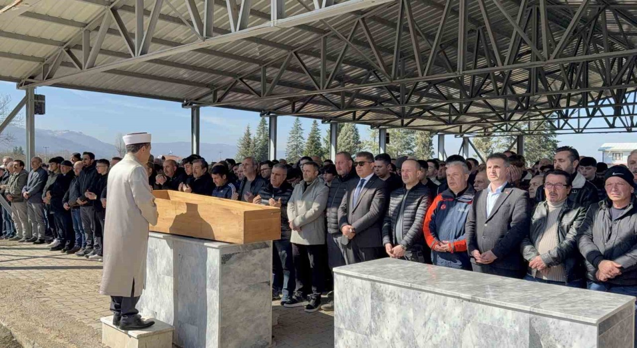 Düzcede Muay Thai sporcusu son yolculuğuna uğurlandı