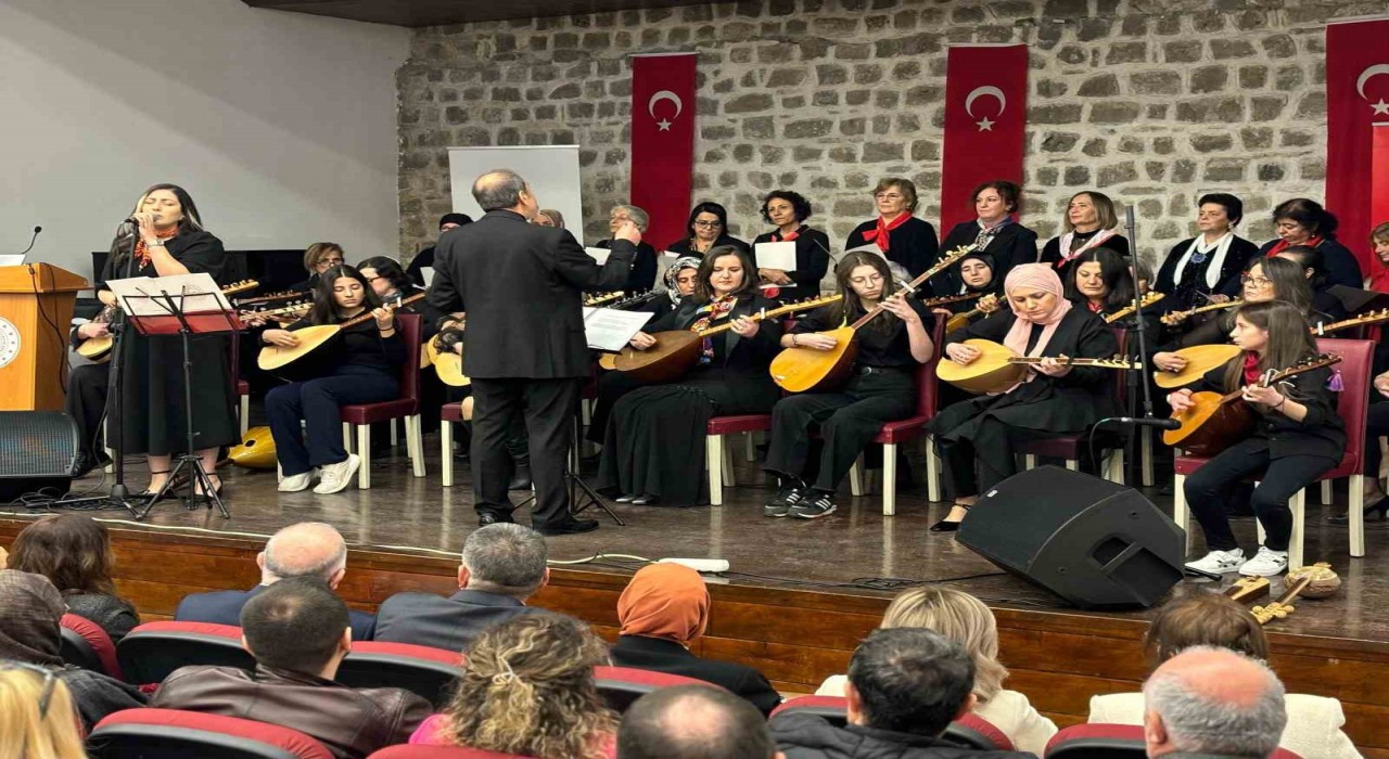 Edirnede kadınların sesi türkülerle yükseldi