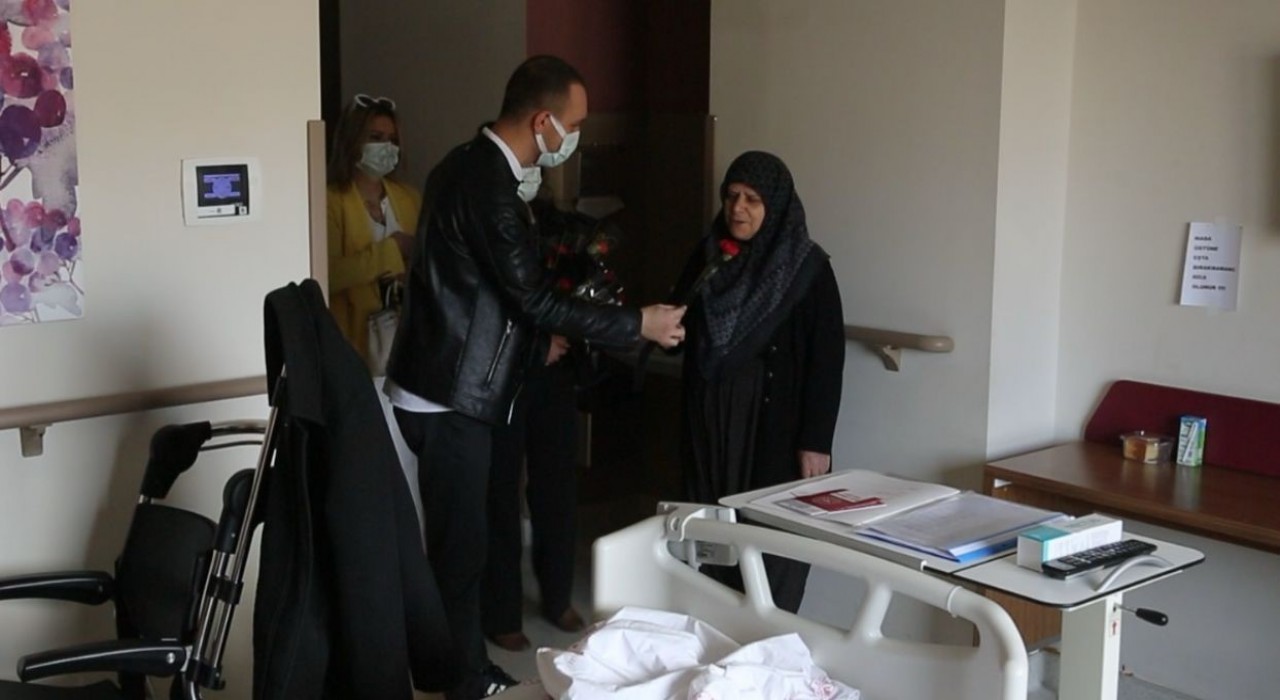 Elazığ Belediyesi Sağlıklı Yaşam Merkezinden Kanser Haftasında anlamlı ziyaret