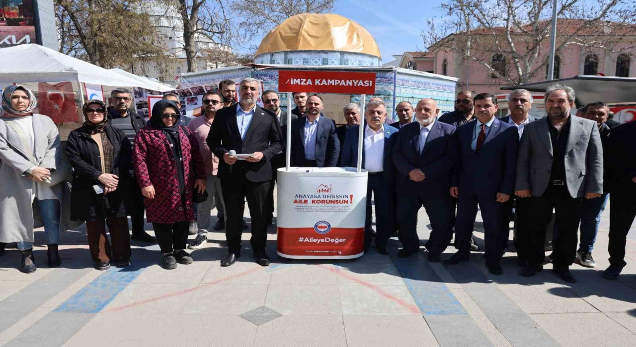 Elazığda Anayasa Değişsin, Aile Korunsun kampanyası
