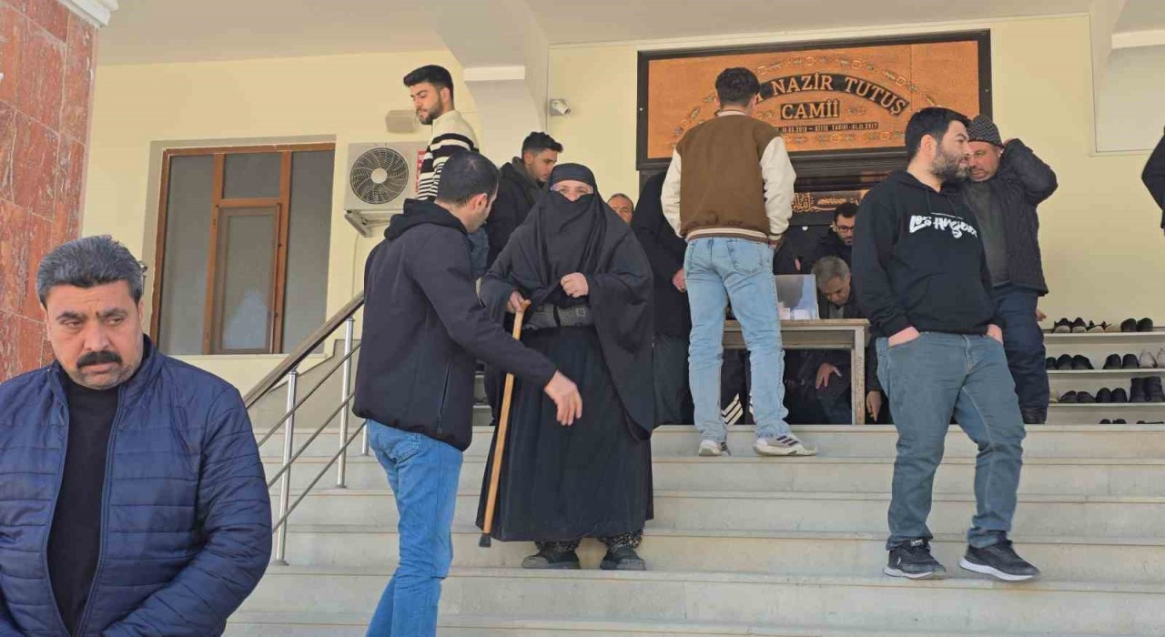 Elazığda bir dilencinin saatlik kazancı dudak uçuklattı: tam 750 lira