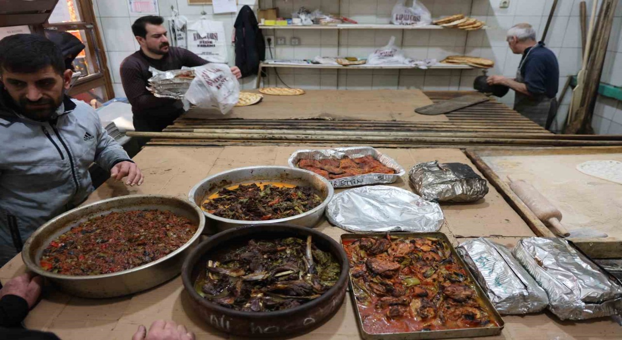 Elazığda fırınların yoğun mesaisi