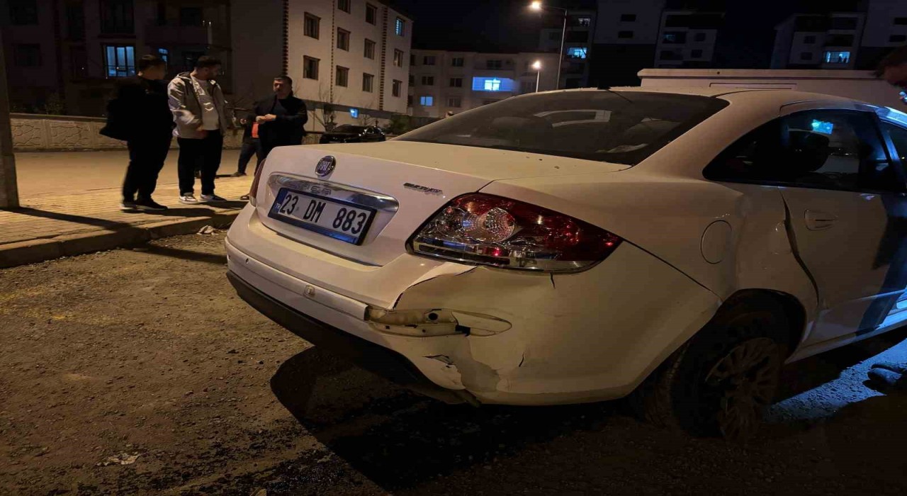 Elazığda trafik kazası: 4 yaralı