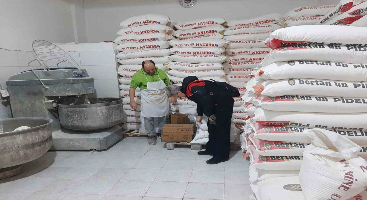 Erdekte market, fırın ve kasaplara hijyen kontrolleri