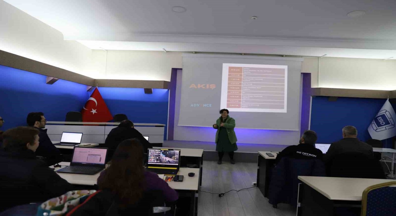 ESO Akademiden sunum becerileri eğitimi