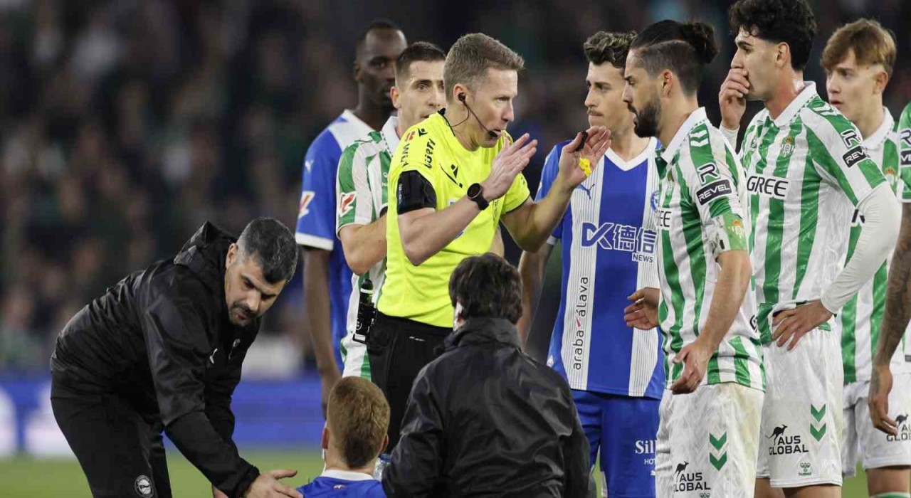 Fenerbahçe - Rangers maçında Alejandro Hernandez düdük çalacak