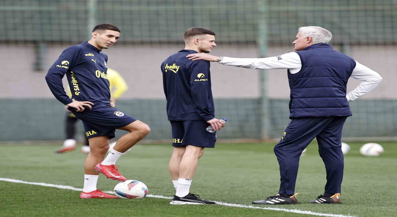 Fenerbahçe, Samsunspor maçı hazırlıklarını tamamladı