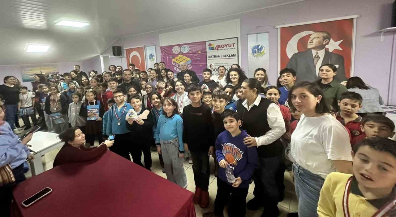 Fethiyede 7. Türkiye Akıl ve Zeka Oyunları Turnuvası heyecanı