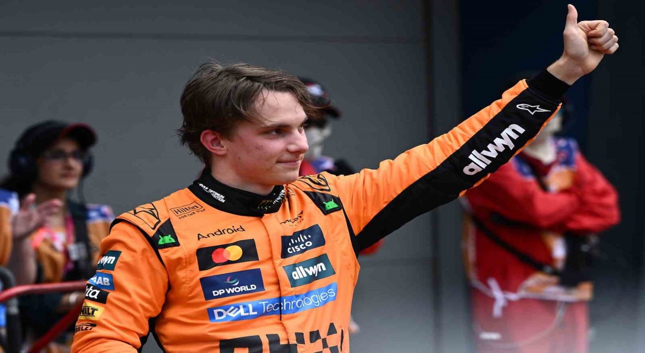 Formula 1 Çin GPsinde kazanan Oscar Piastri oldu