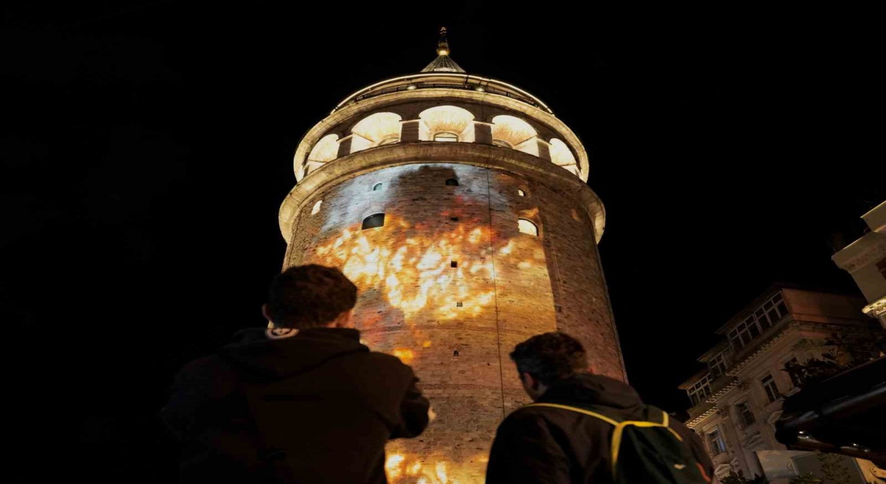 Galata Kulesinde Çanakkale ruhu