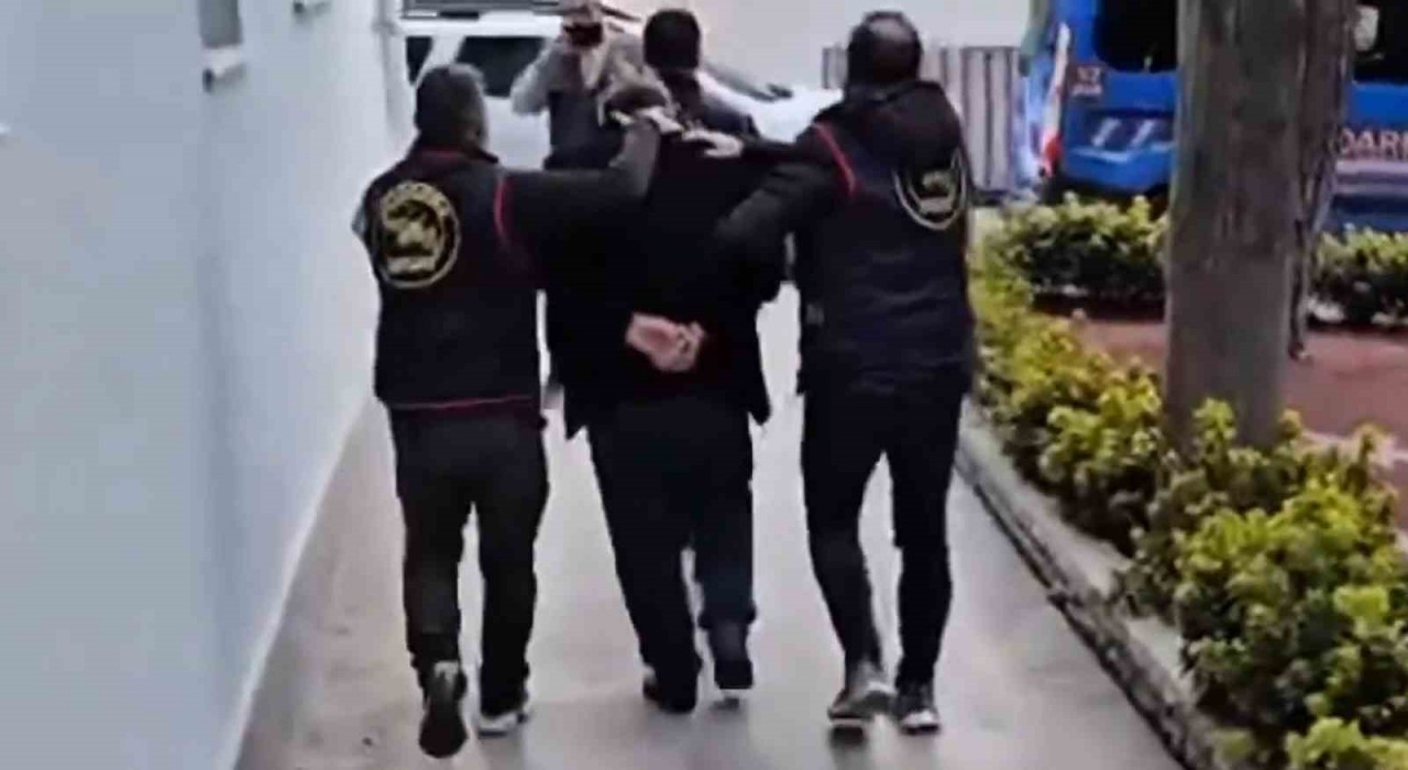 Gasbedilen altınlar için yangın süsü verilen cinayette zanlı suçunu itiraf etti