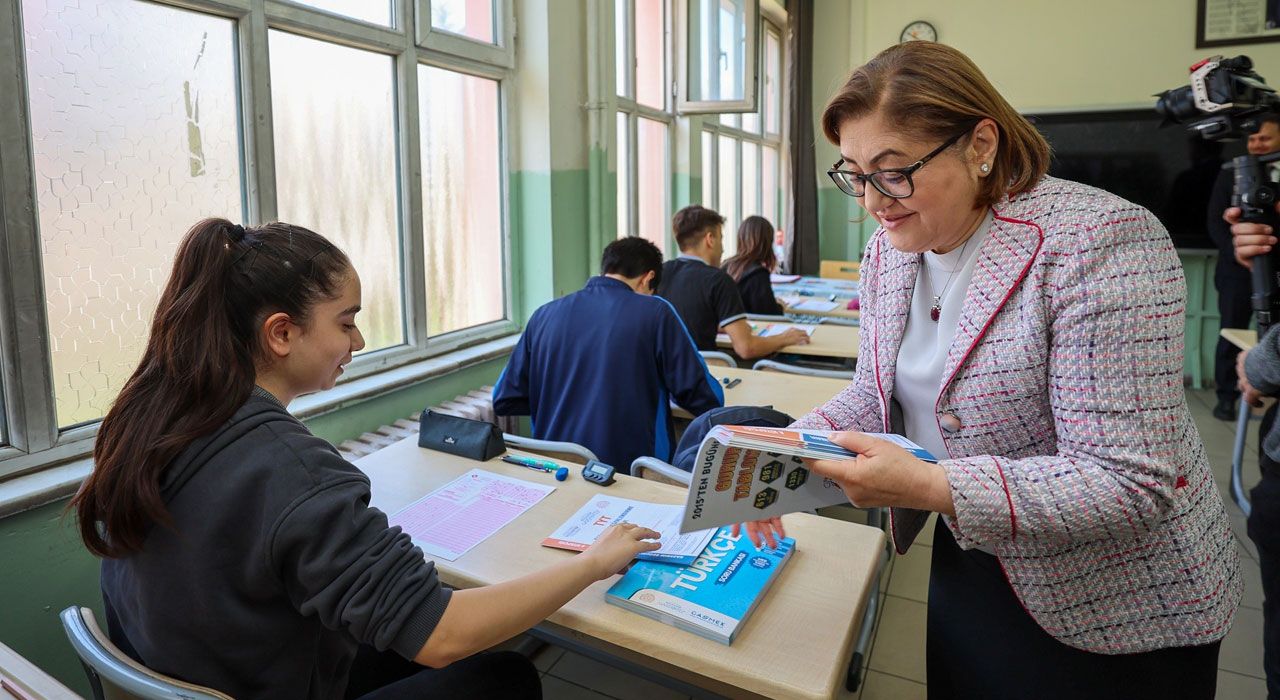 Gaziantep Büyükşehir Belediyesi’nden 78 Bin Öğrenciye Toplu Deneme Sınavı Desteği