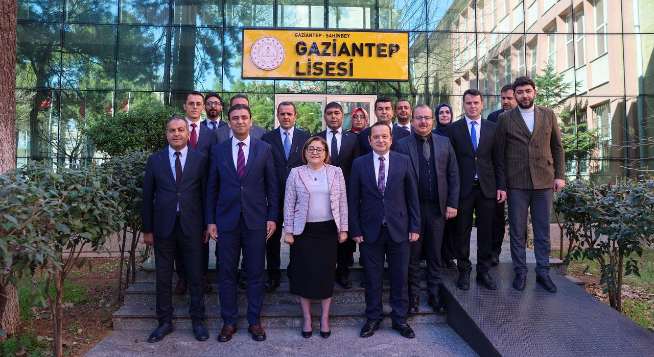 Gaziantep Büyükşehir Belediyesi’nden 8. ve 12. Sınıflara Toplu Deneme Sınavı Desteği