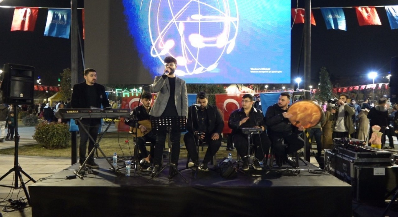 Gaziantep Büyükşehir Ramazan Sokağına konserler ve söyleşiler renk katıyor