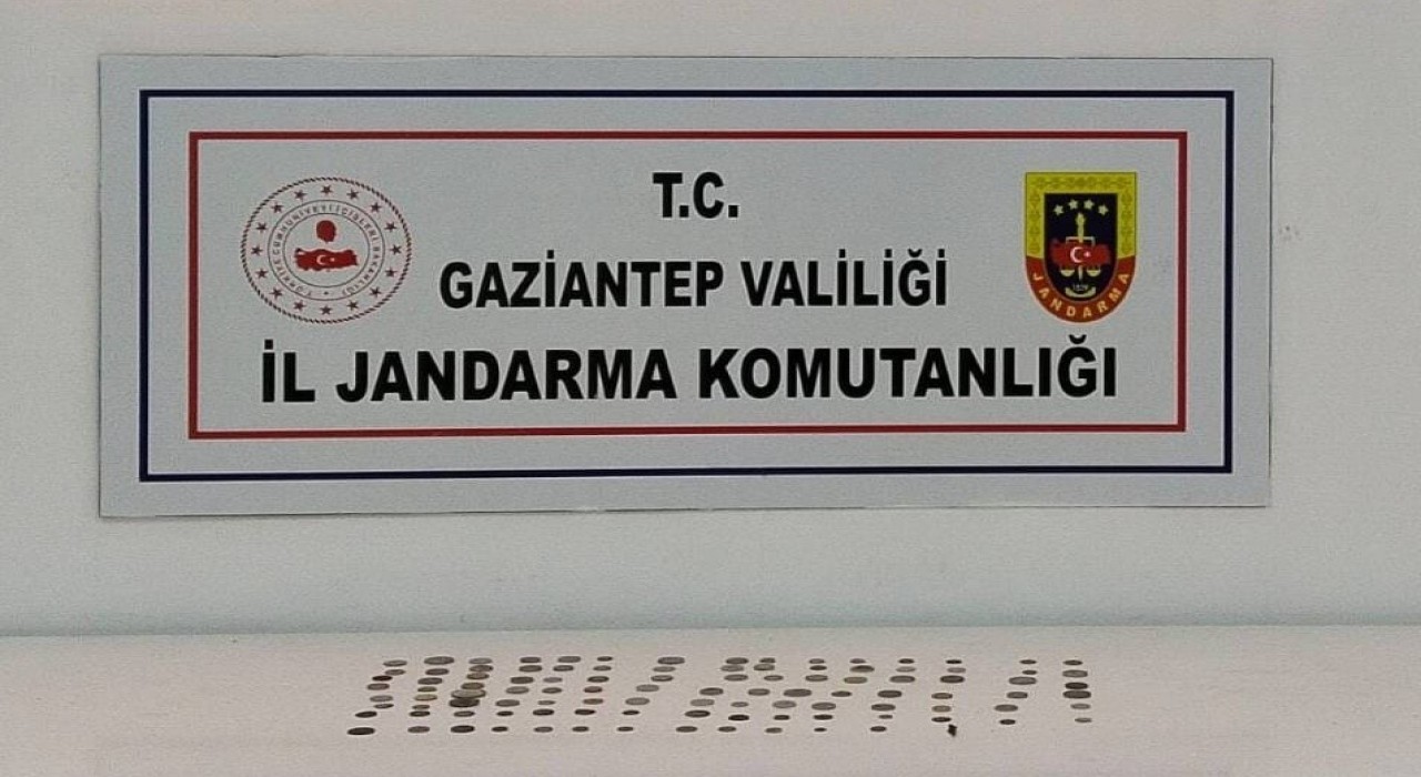 Gaziantepte 105 adet tarihi sikke ele geçirildi: 1 gözaltı