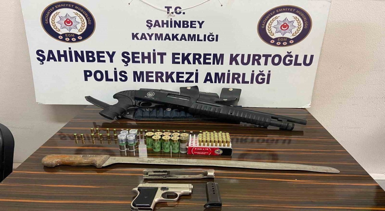 Gaziantepte 5 adet ruhsatsız tüfek ele geçirildi: 2 gözaltı