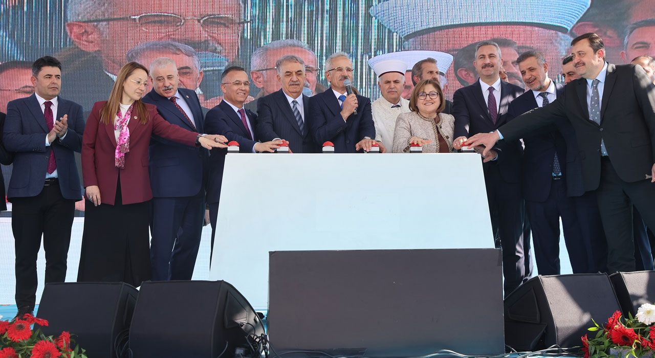 Gaziantep’te Dülük-OSB Tüneli ve Kavşak Projesinin Temeli Atıldı