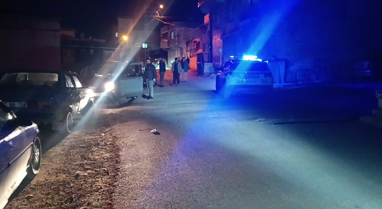 Gaziantepte silahlı saldırıya uğrayan 2 genç hayatını kaybetti